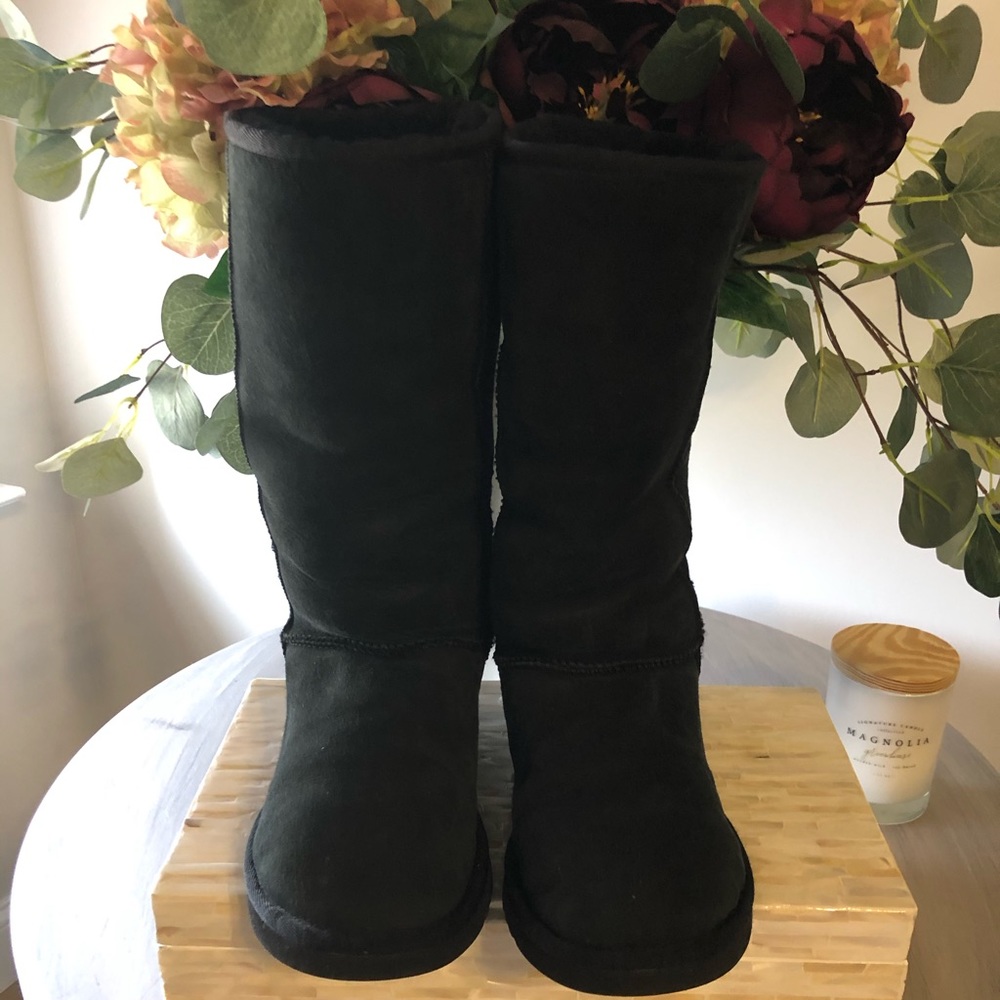 UGG Boots, Tall size 9, Black